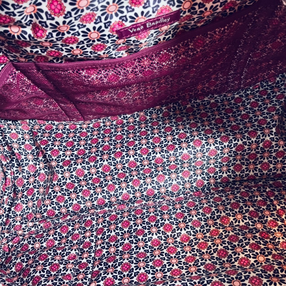 🌸Vera Bradley Small Travel Duffel Duffle Bag Suitcase Spring Break - Picture 7 of 10